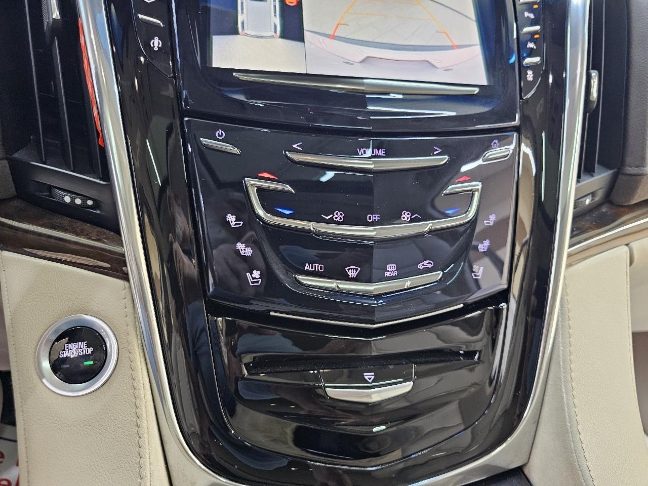 Cadillac Escalade Luxury 2WD 2016