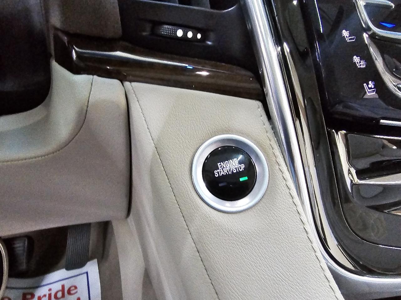 Cadillac Escalade Luxury 2WD 2016