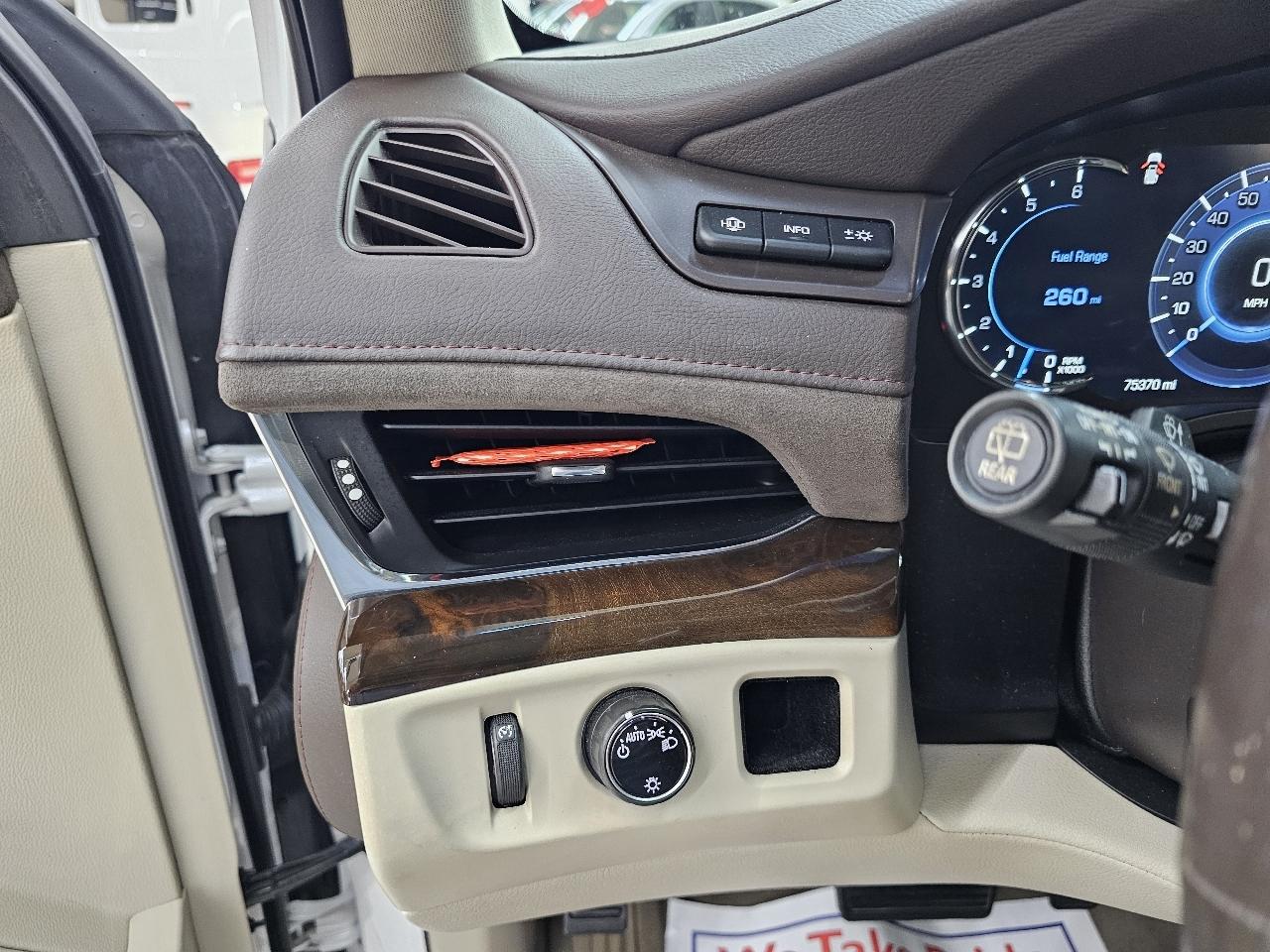 Cadillac Escalade Luxury 2WD 2016