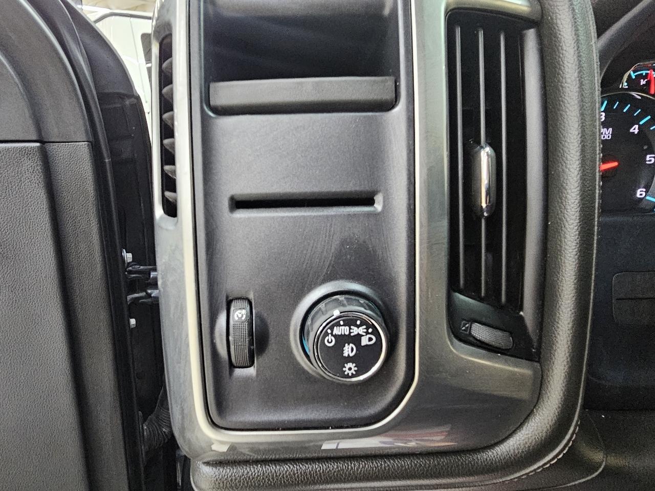 Chevrolet Silverado 1500  2018