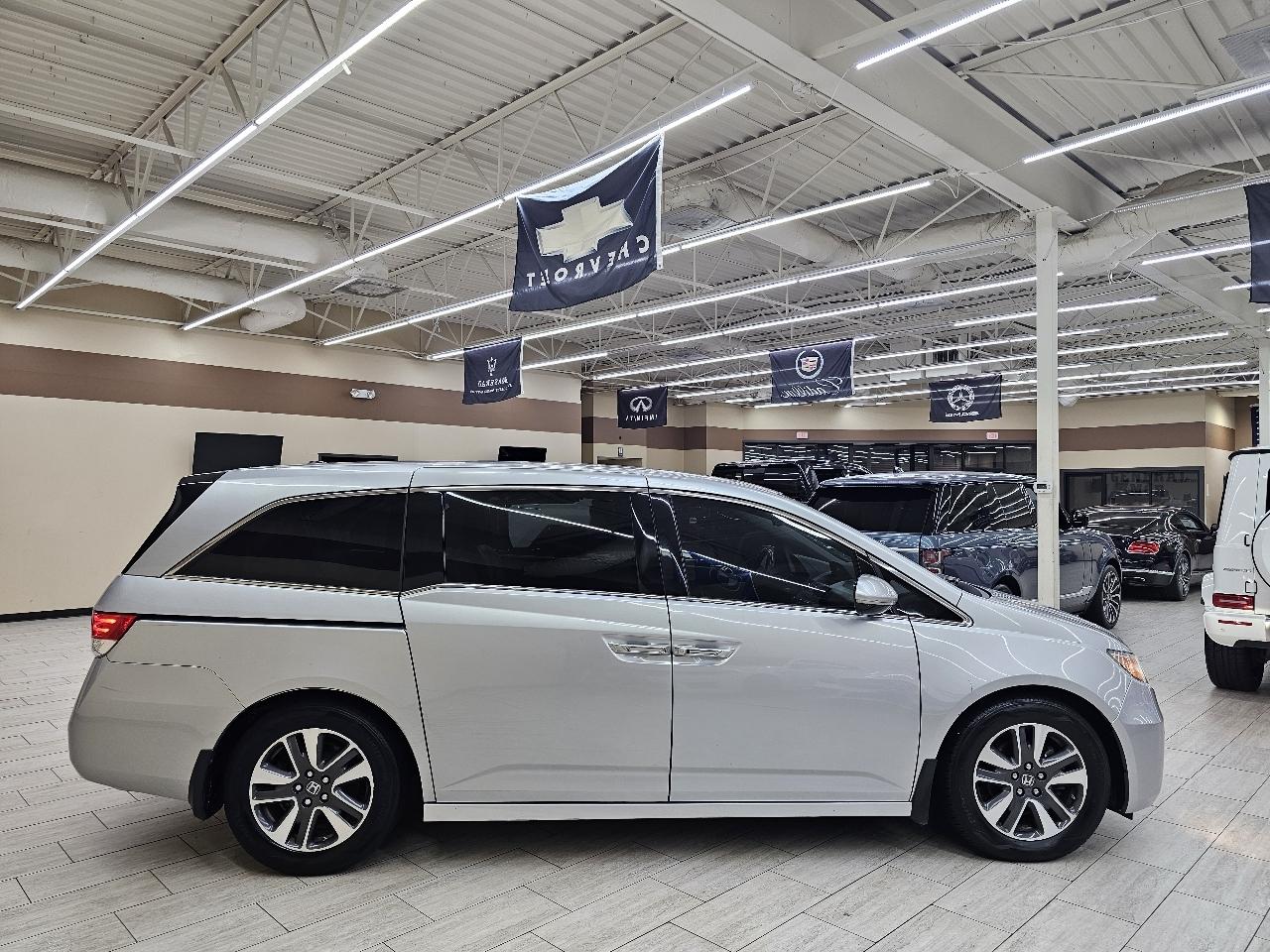 Honda Odyssey Touring 2015