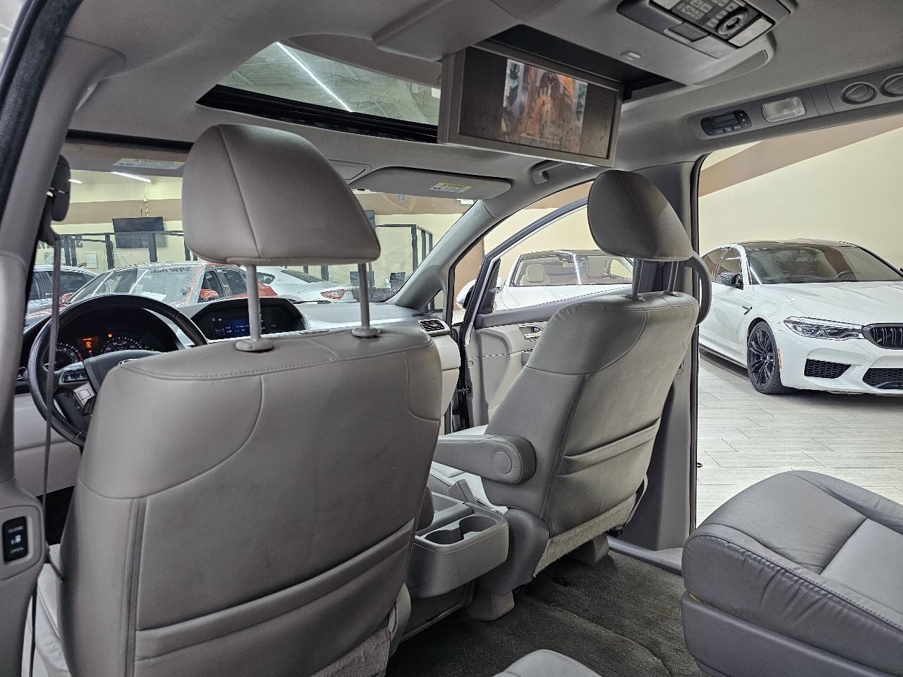 Honda Odyssey Touring 2015