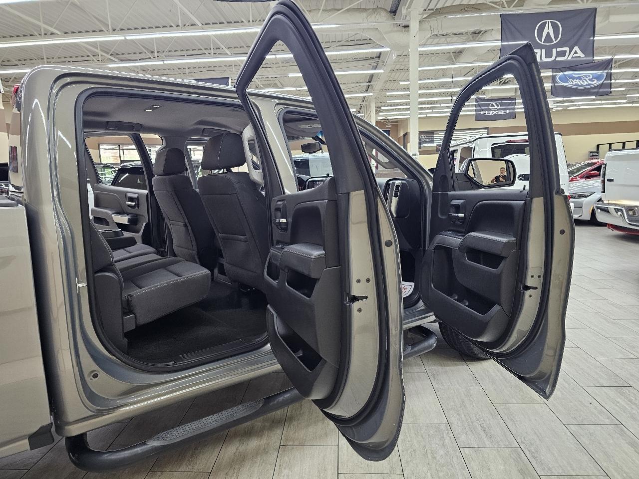 Chevrolet Silverado 1500 LT Crew Cab 2WD 2017