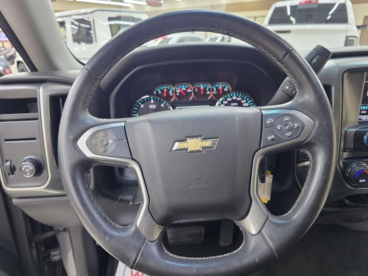 Chevrolet Silverado 1500 LT Crew Cab 2WD 2017