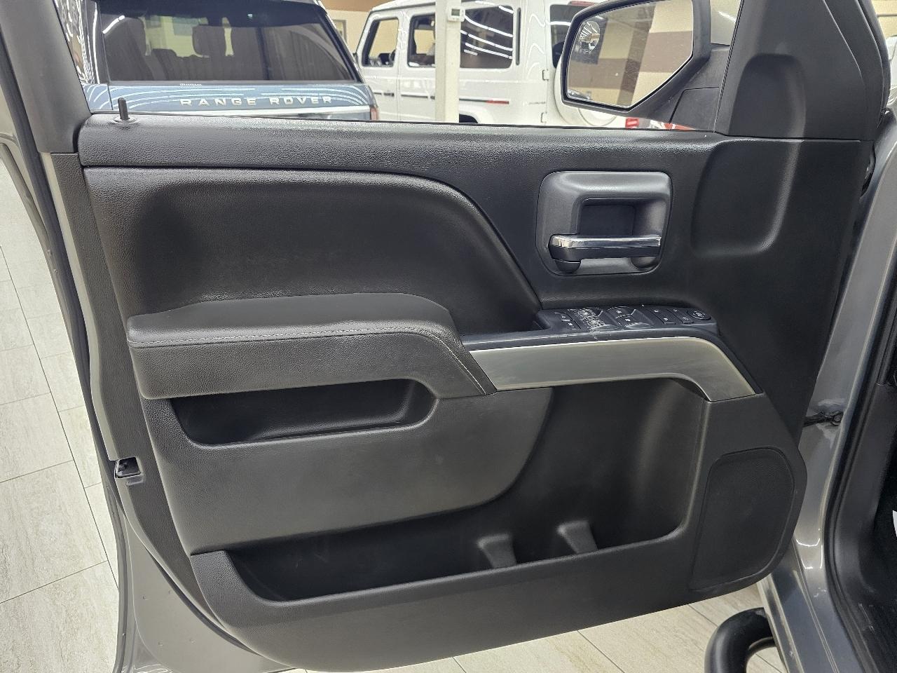 Chevrolet Silverado 1500 LT Crew Cab 2WD 2017