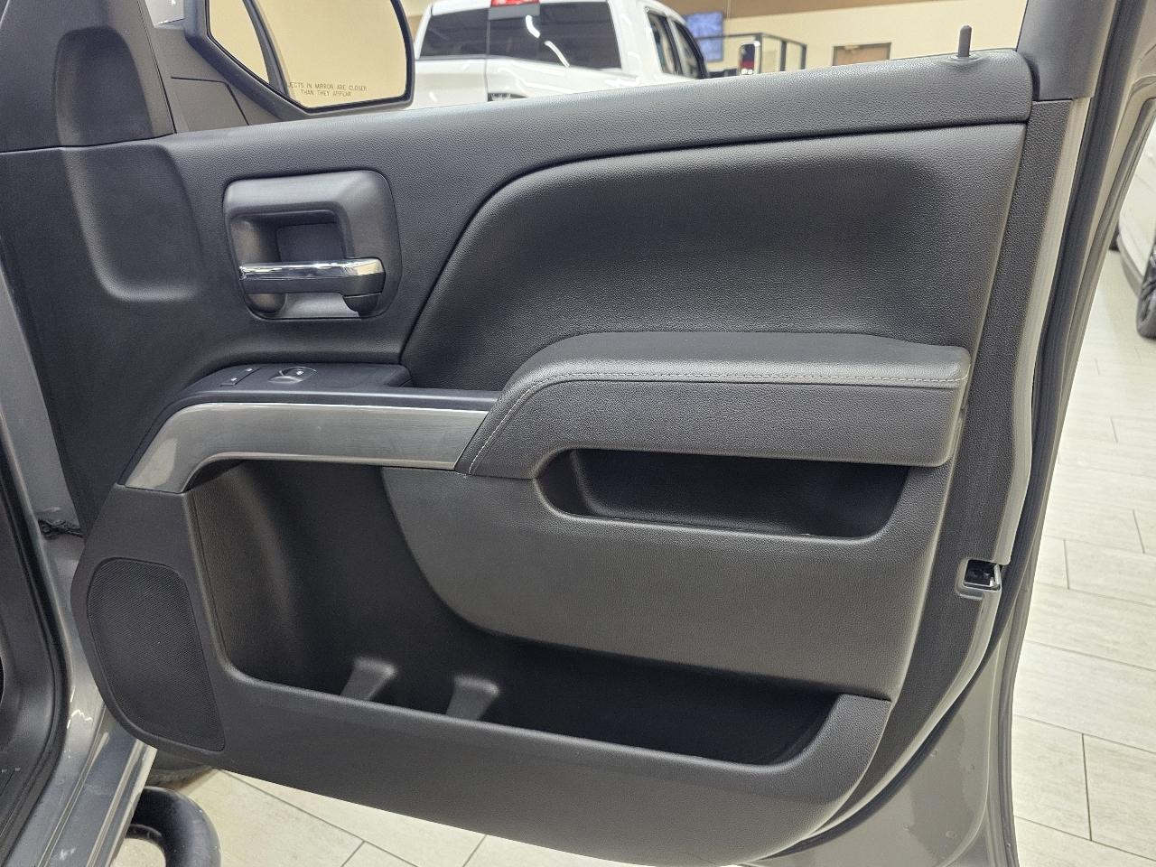 Chevrolet Silverado 1500 LT Crew Cab 2WD 2017