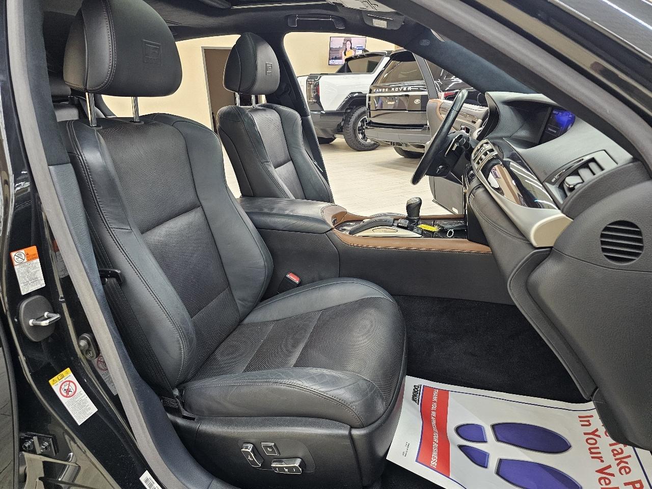 Lexus LS 460 RWD 2017