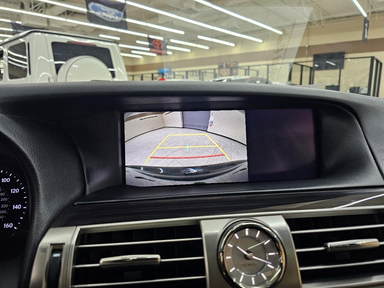 Lexus LS 460 RWD 2017