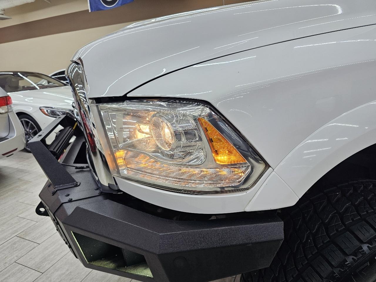 RAM 2500 Laramie Mega Cab 4WD 2016