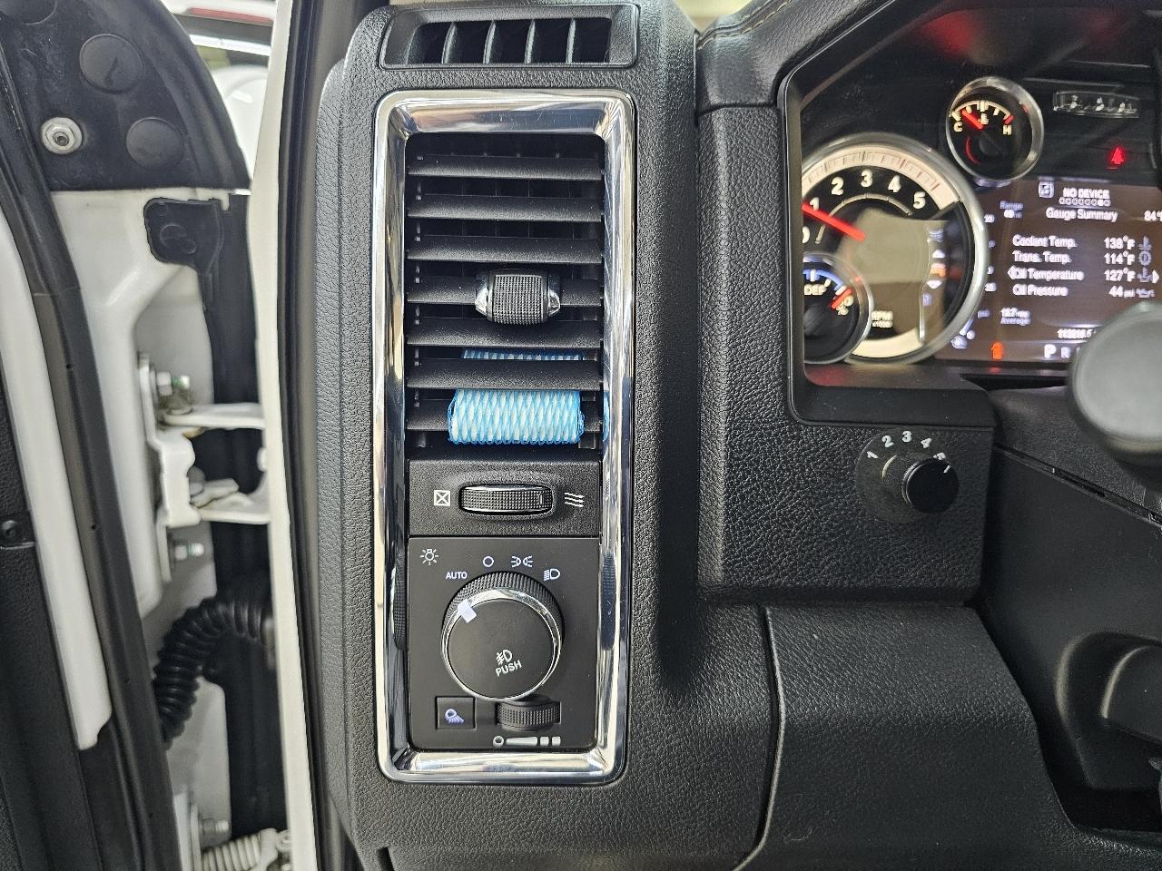 RAM 2500 Laramie Mega Cab 4WD 2016