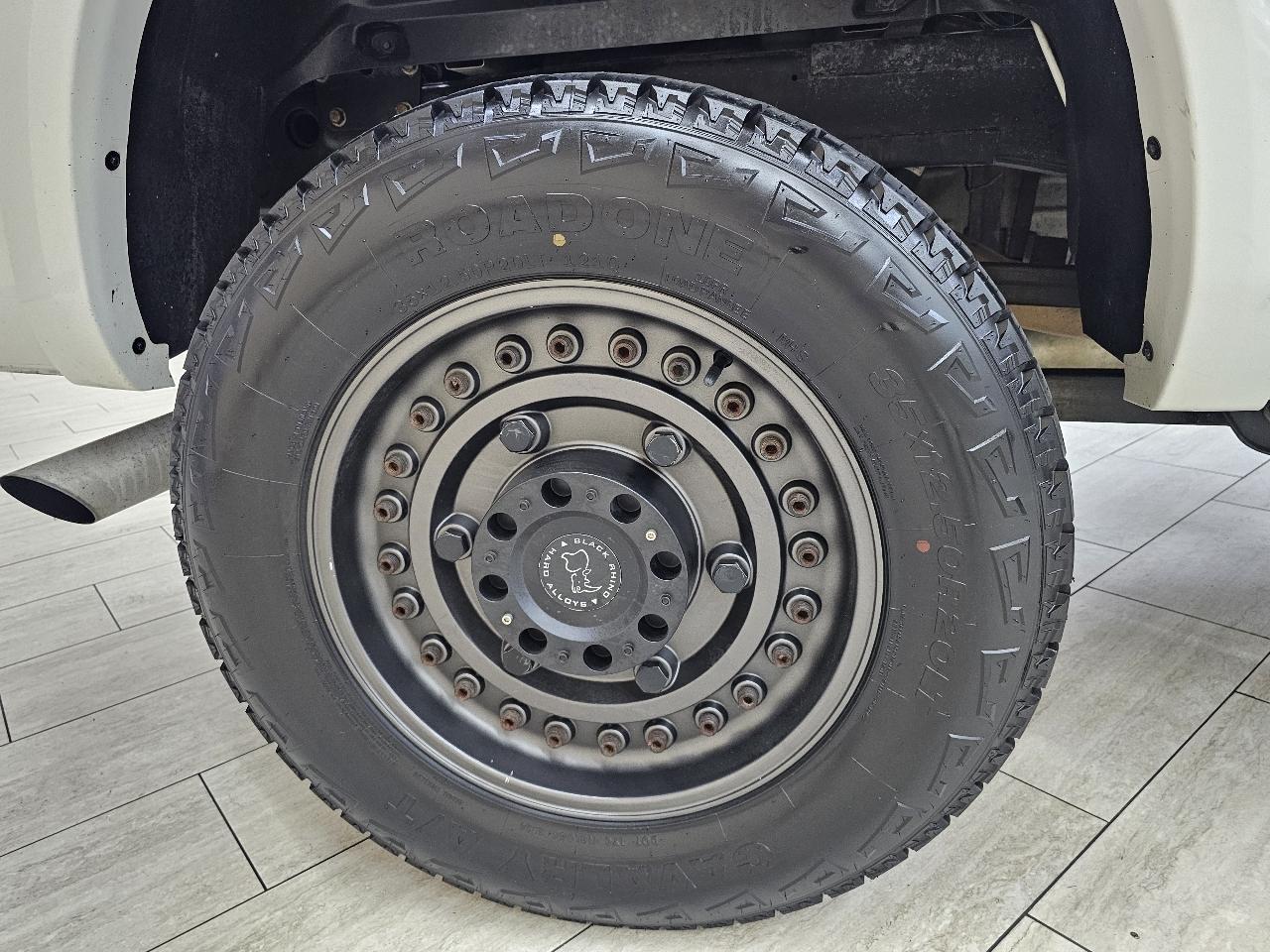 RAM 2500 Laramie Mega Cab 4WD 2016