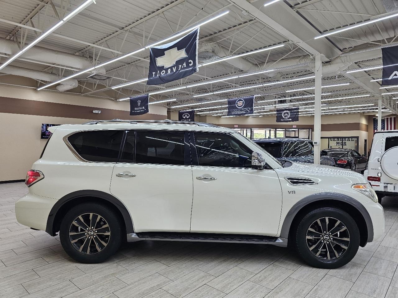 Nissan Armada Platinum 2WD 2017