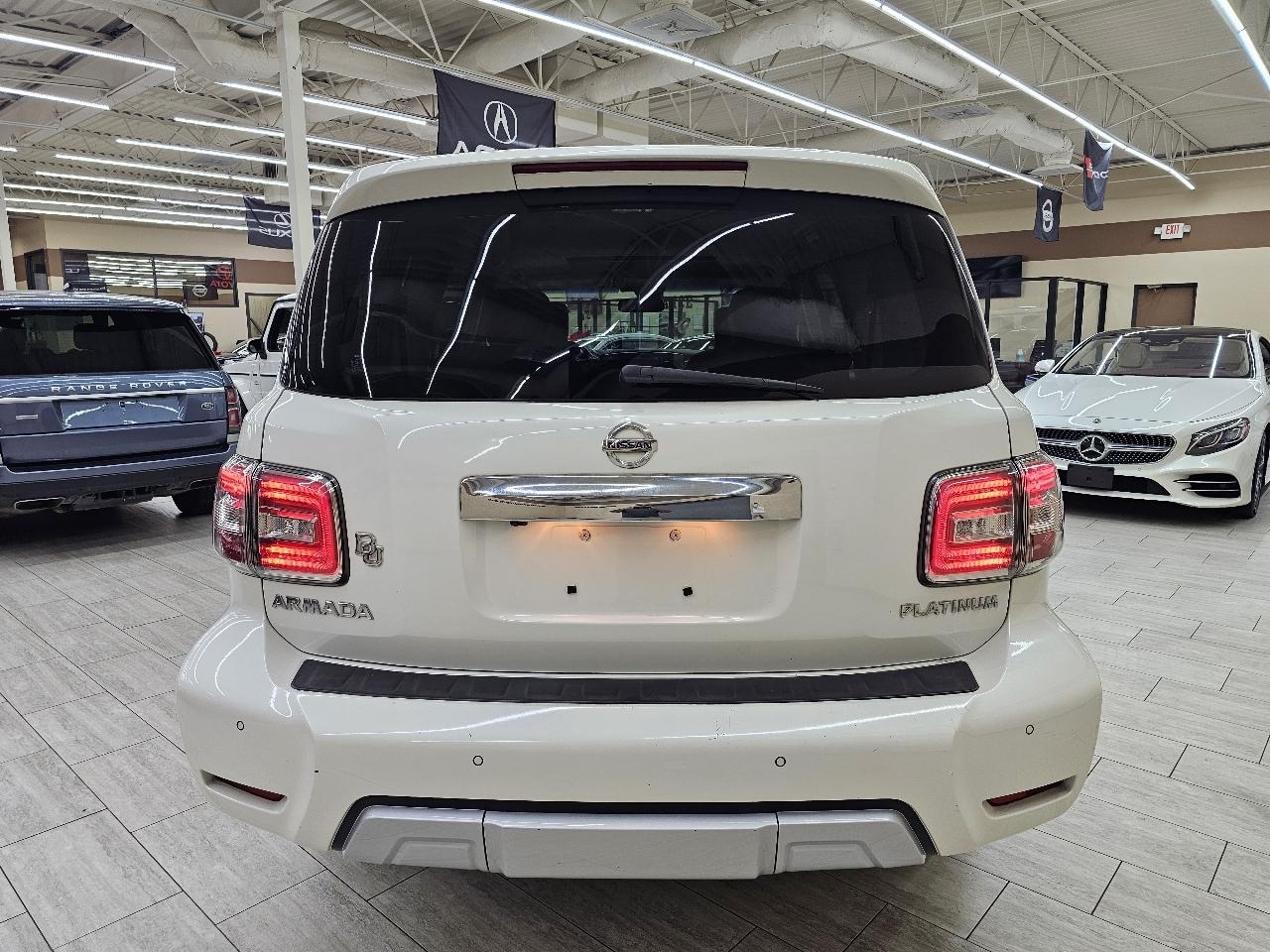 Nissan Armada Platinum 2WD 2017