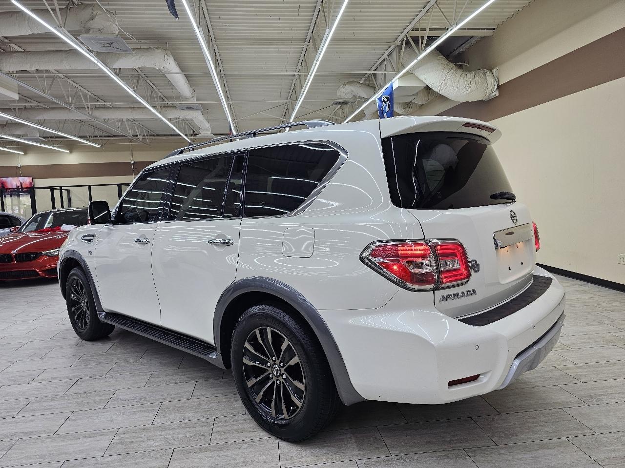Nissan Armada Platinum 2WD 2017
