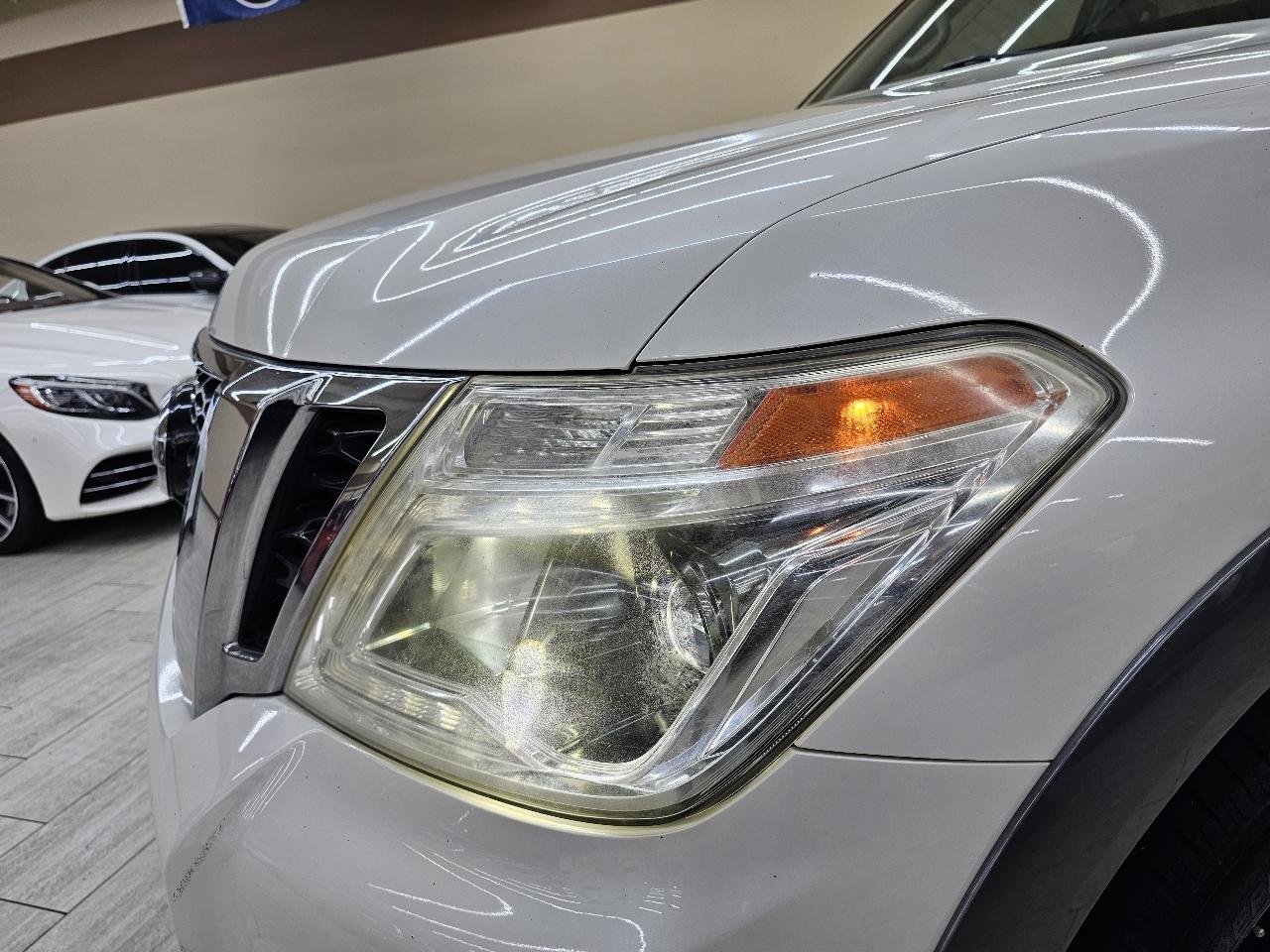 Nissan Armada Platinum 2WD 2017