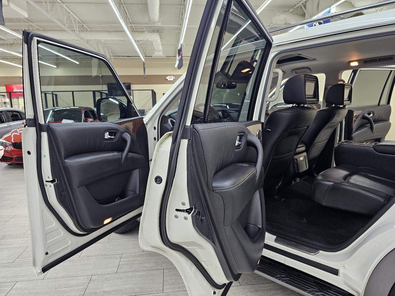 Nissan Armada Platinum 2WD 2017