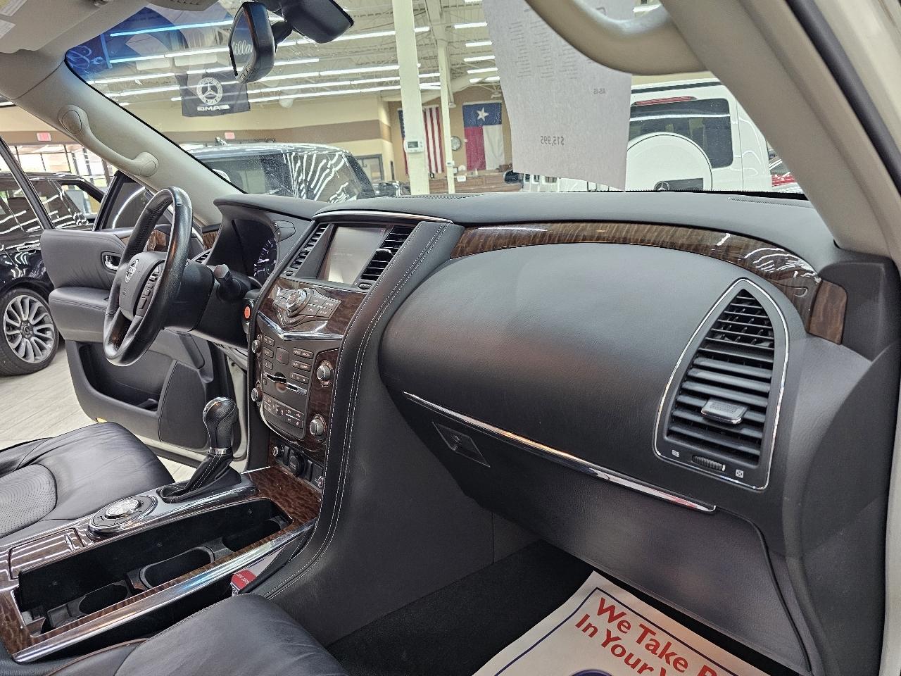 Nissan Armada Platinum 2WD 2017