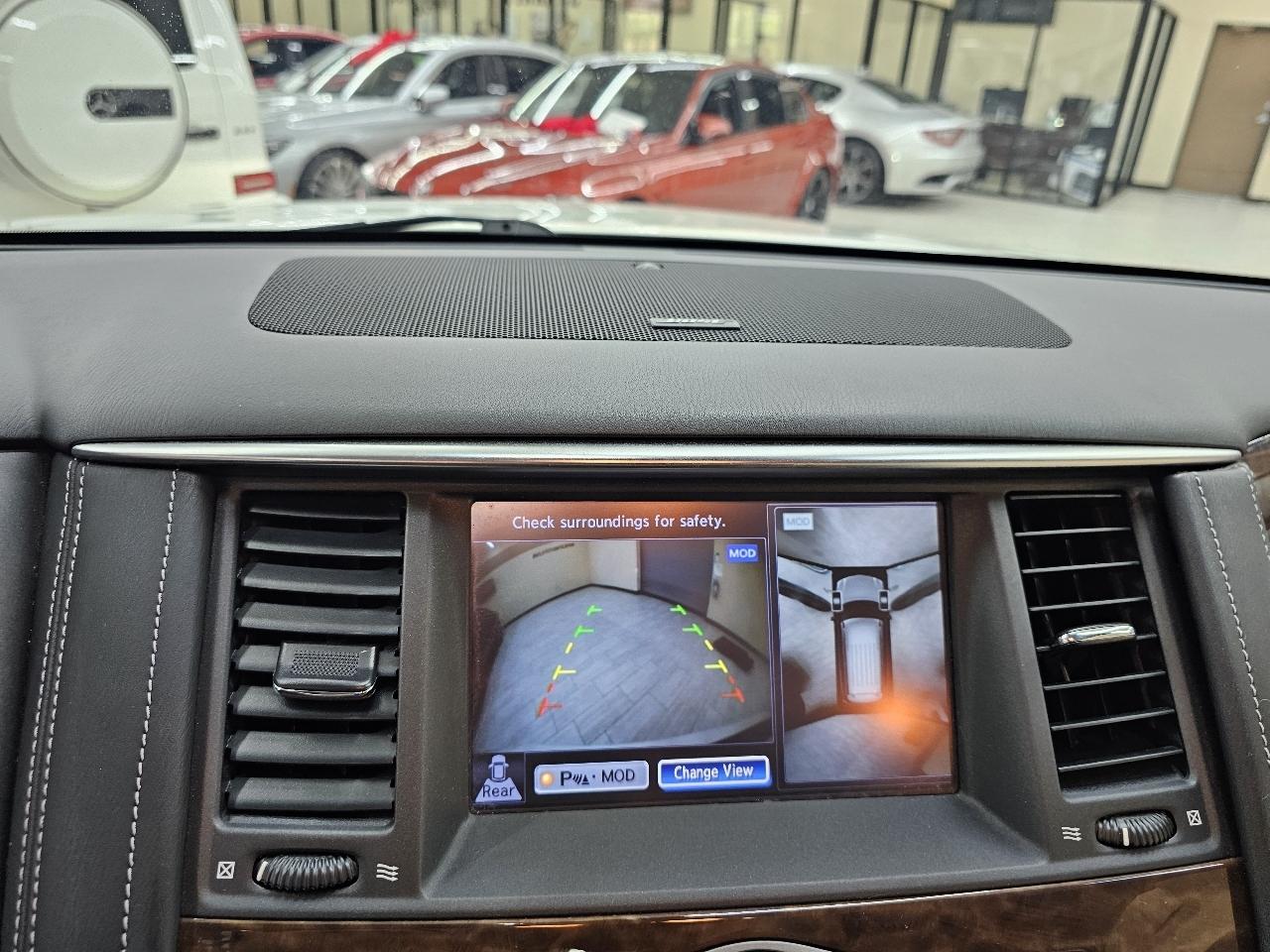 Nissan Armada Platinum 2WD 2017