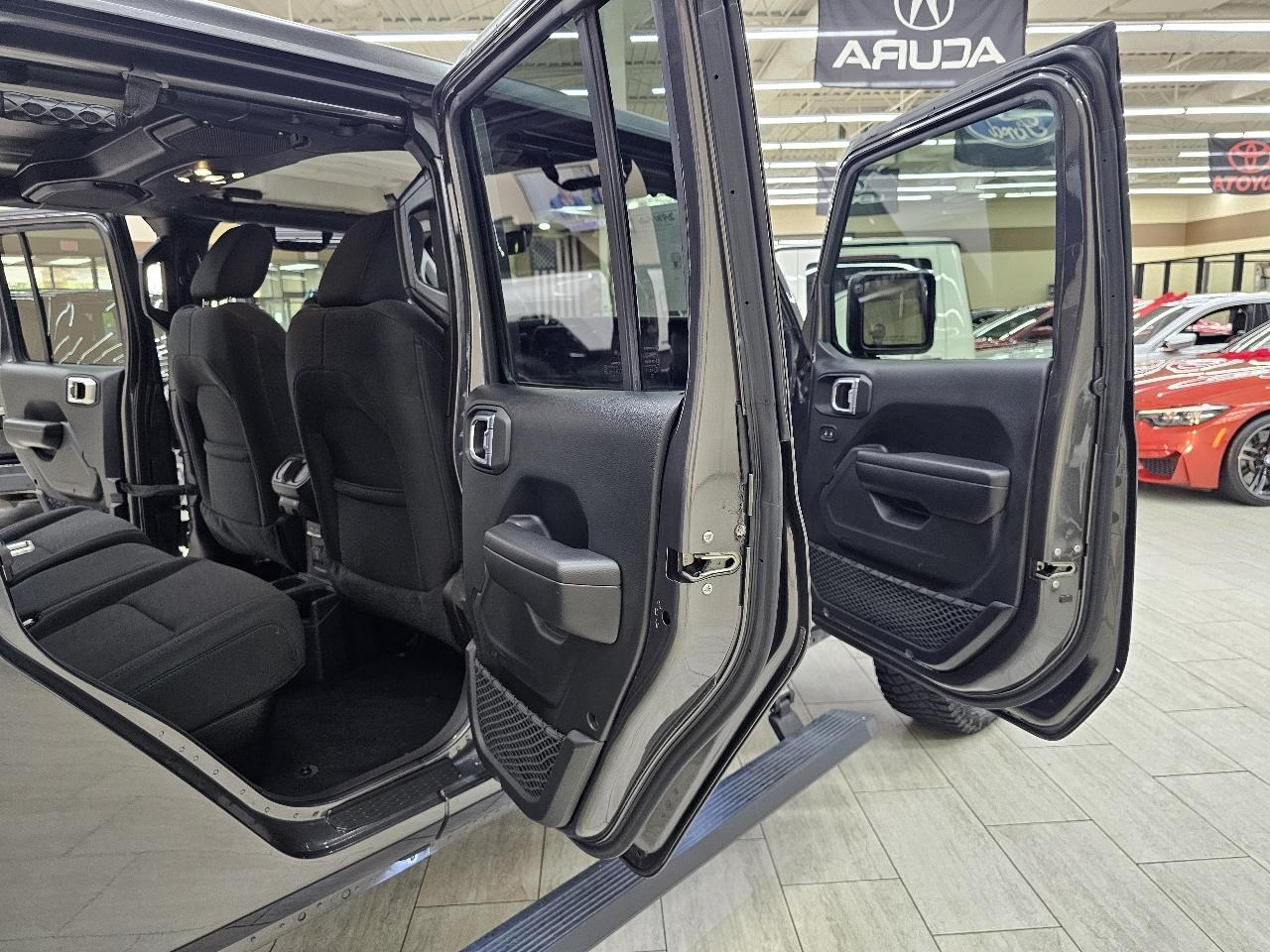 Jeep Gladiator  2021