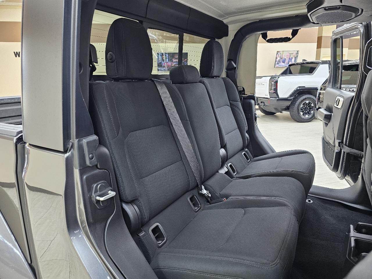 Jeep Gladiator  2021