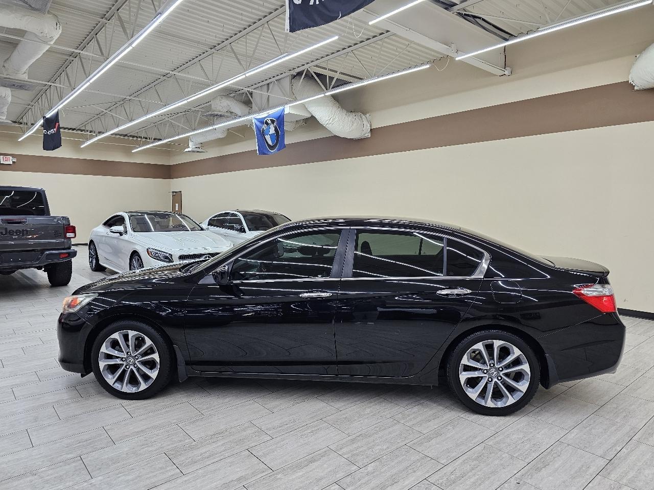 Honda Accord Sport Sedan 6-Spd MT 2014