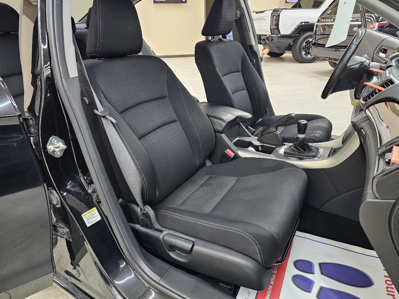 Honda Accord Sport Sedan 6-Spd MT 2014