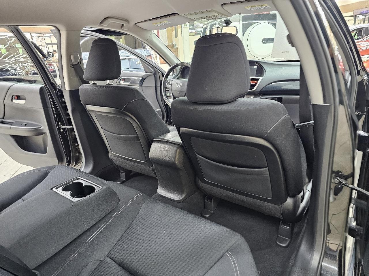 Honda Accord Sport Sedan 6-Spd MT 2014