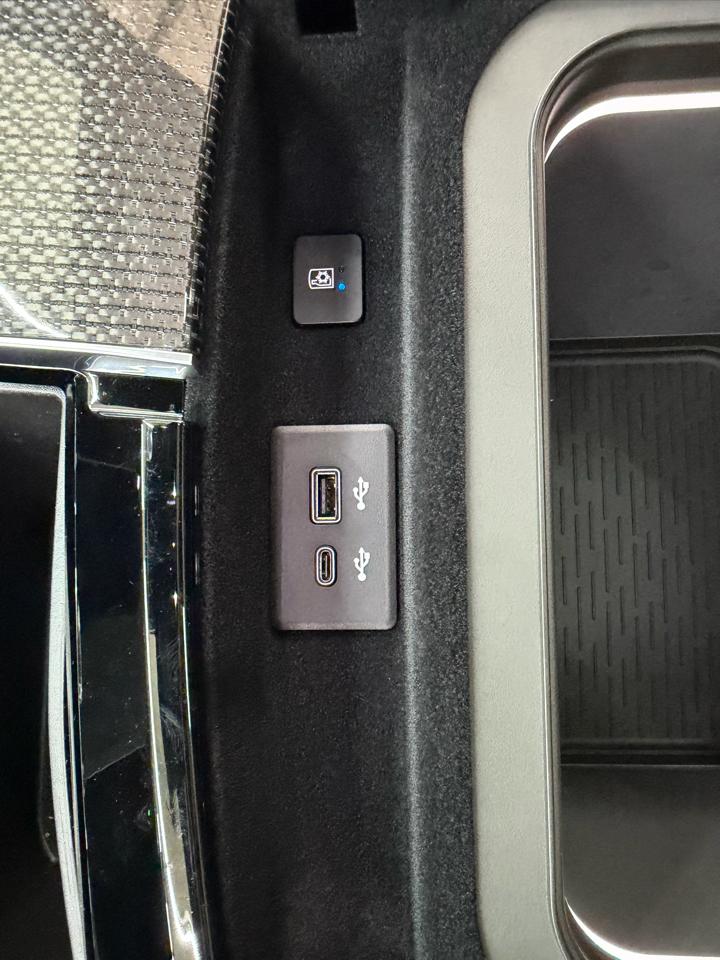 Cadillac Escalade V 4WD 2025