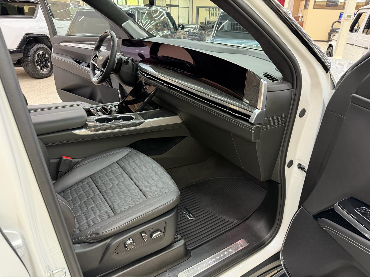 Cadillac Escalade V 4WD 2025