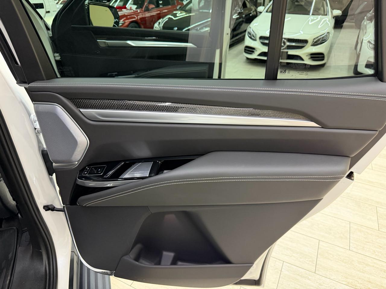 Cadillac Escalade V 4WD 2025