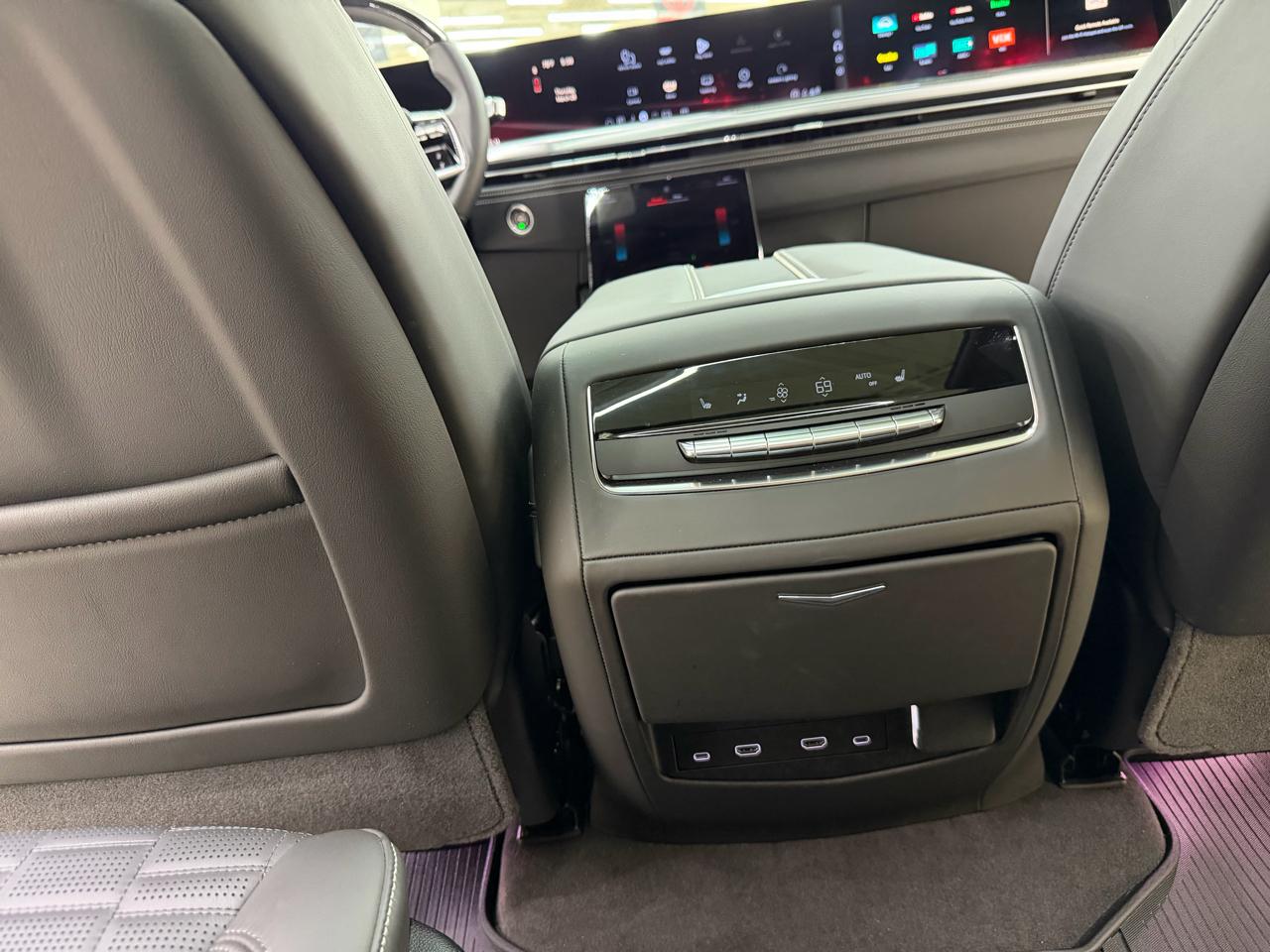 Cadillac Escalade V 4WD 2025