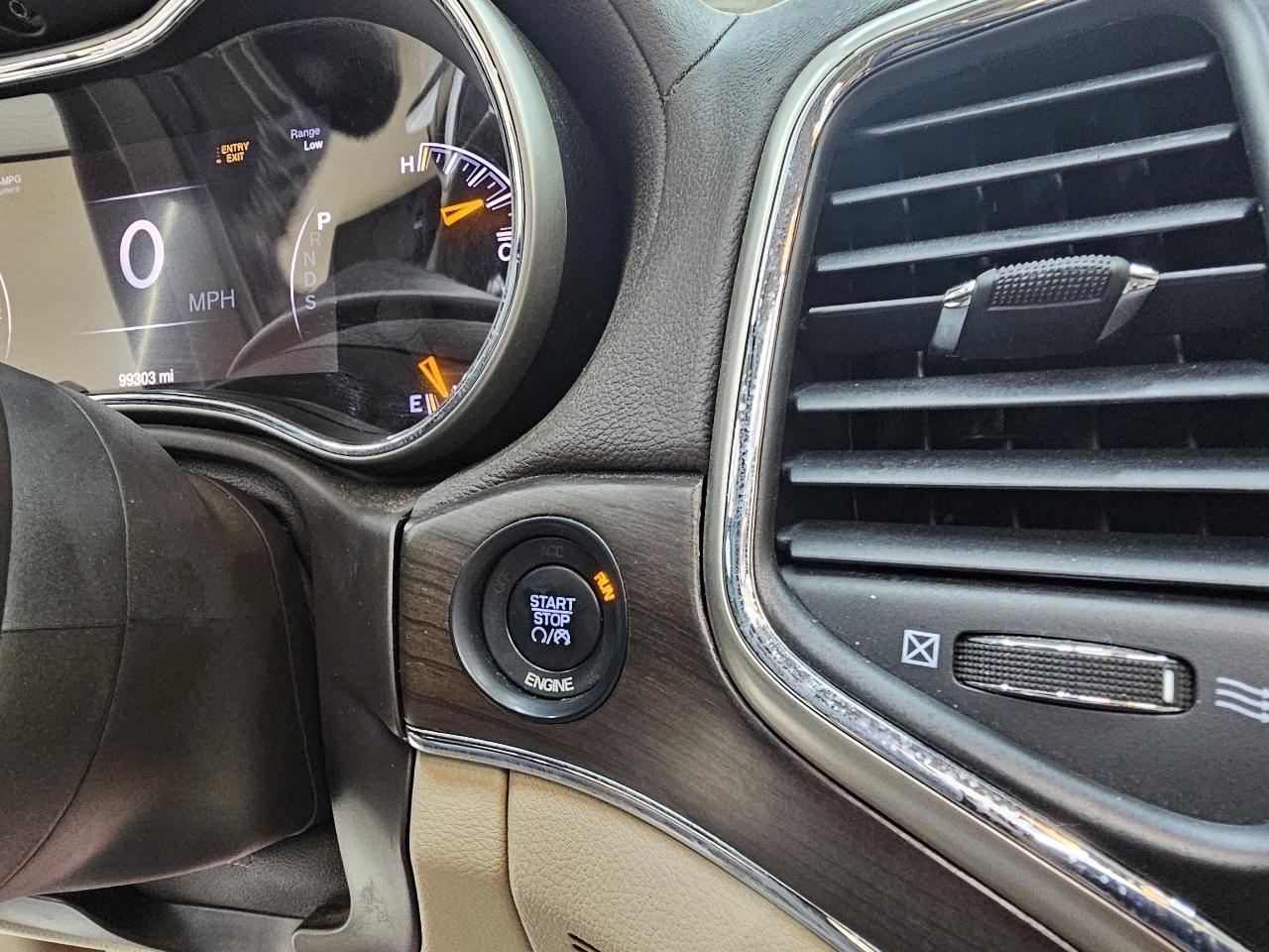 Jeep Grand Cherokee Overland 4WD 2015