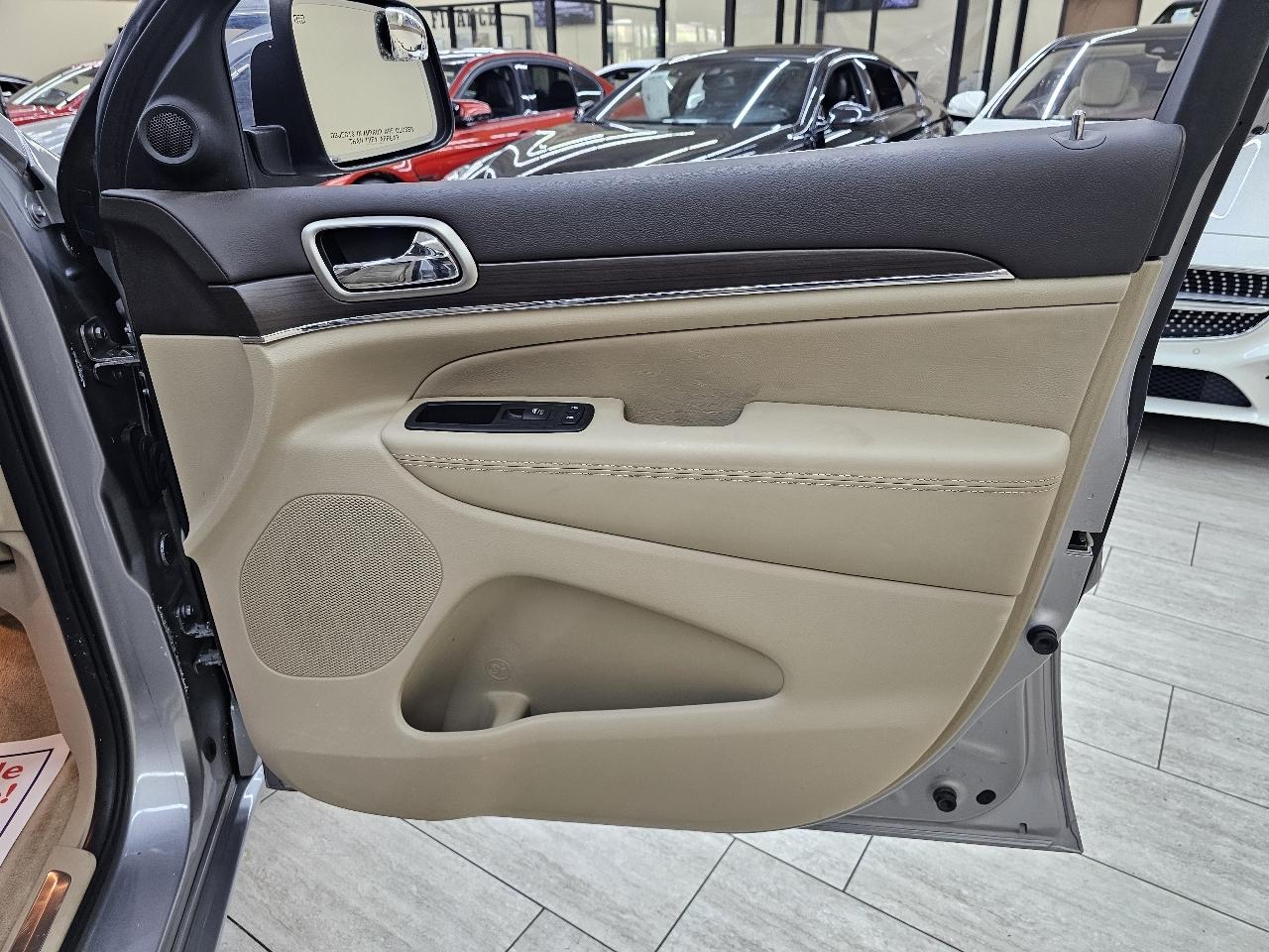 Jeep Grand Cherokee Overland 4WD 2015