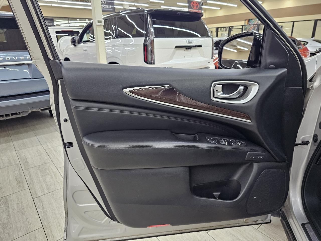 Infiniti QX60 Base AWD 2015