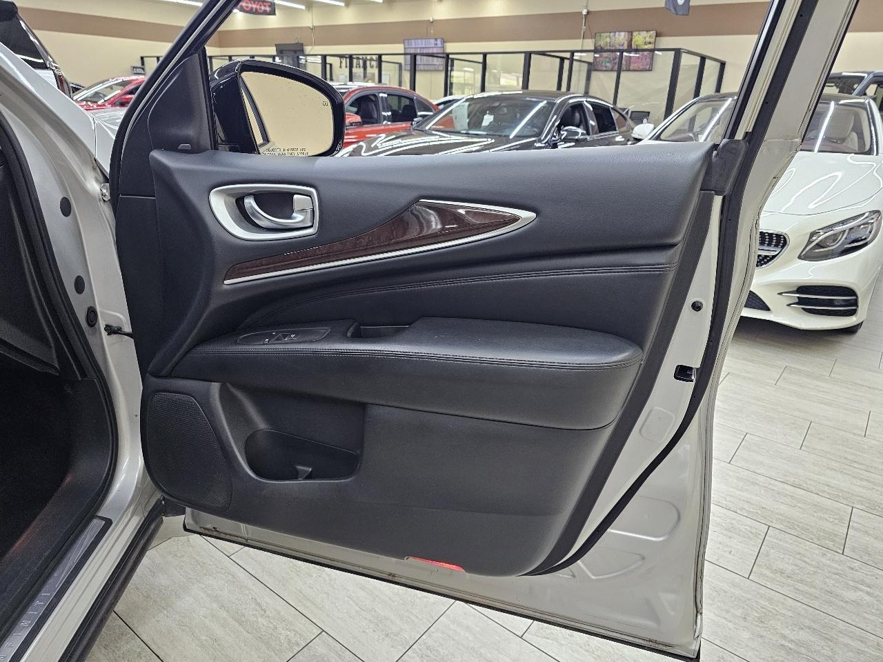 Infiniti QX60 Base AWD 2015