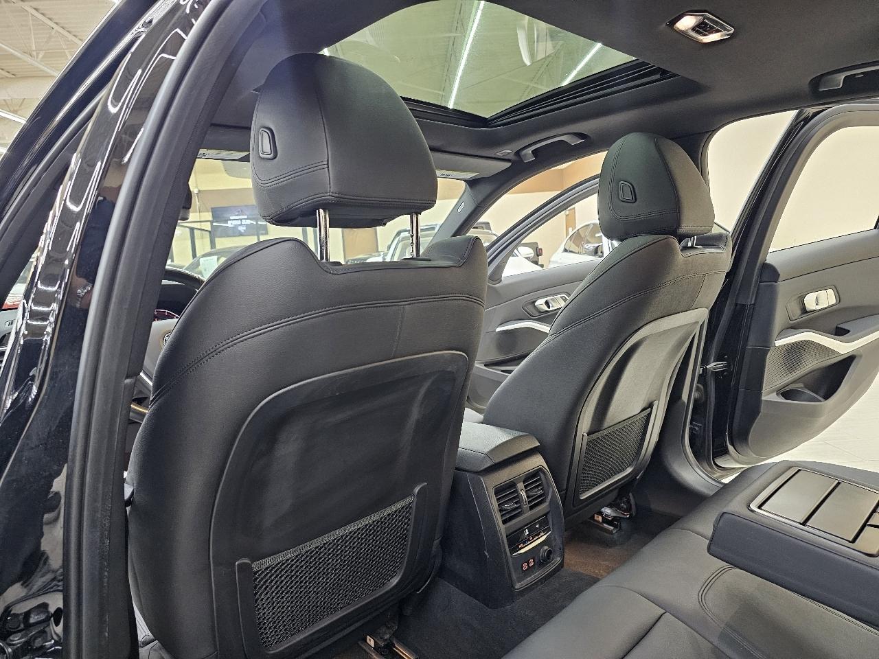 BMW 3-Series 330i 2020