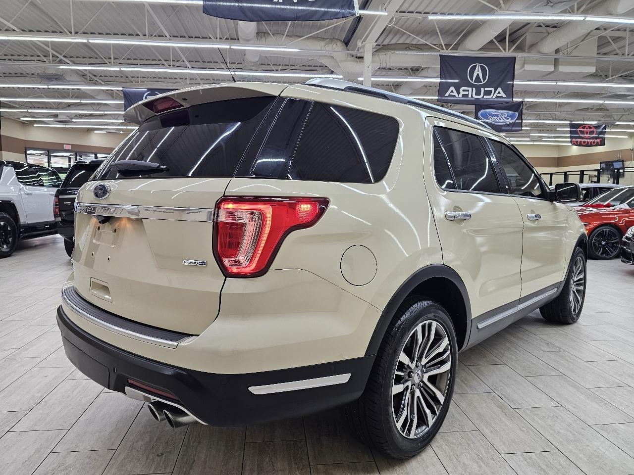 Ford Explorer Platinum AWD 2018