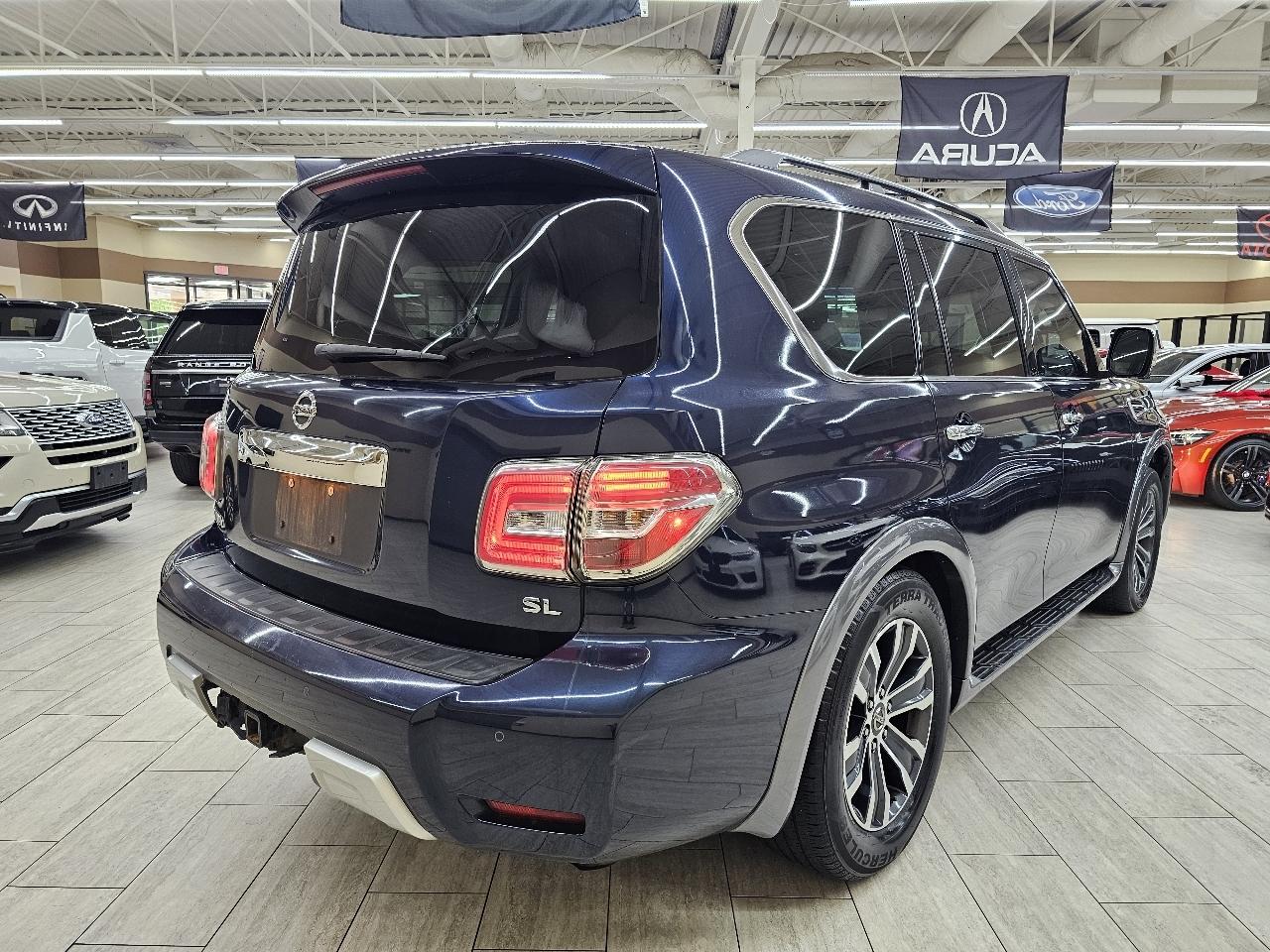 Nissan Armada Platinum 2WD 2017