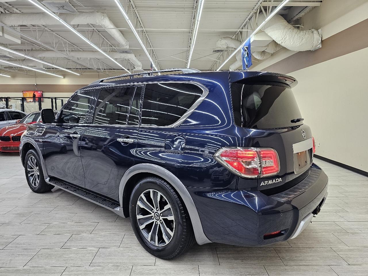 Nissan Armada Platinum 2WD 2017