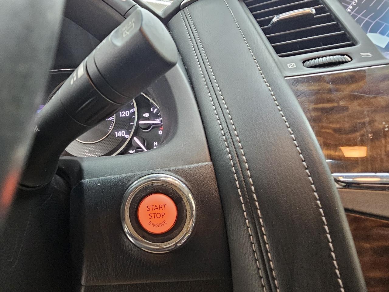 Nissan Armada Platinum 2WD 2017