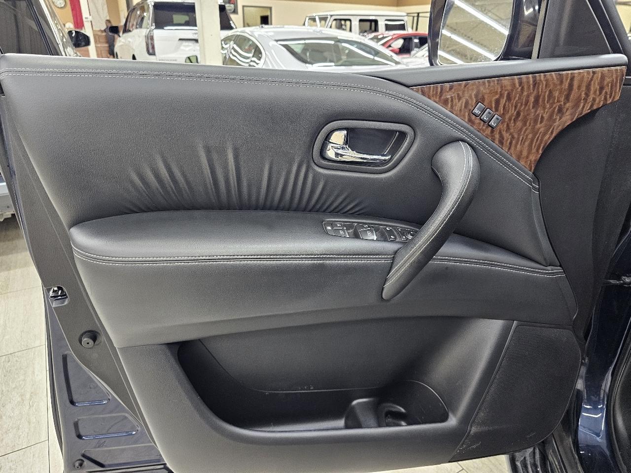 Nissan Armada Platinum 2WD 2017