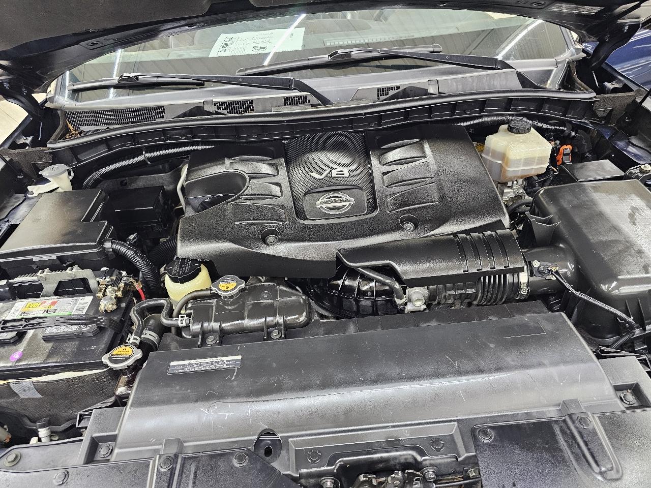 Nissan Armada Platinum 2WD 2017