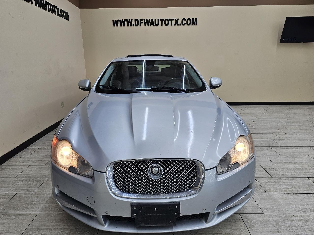 Jaguar XF-Series XF 2011