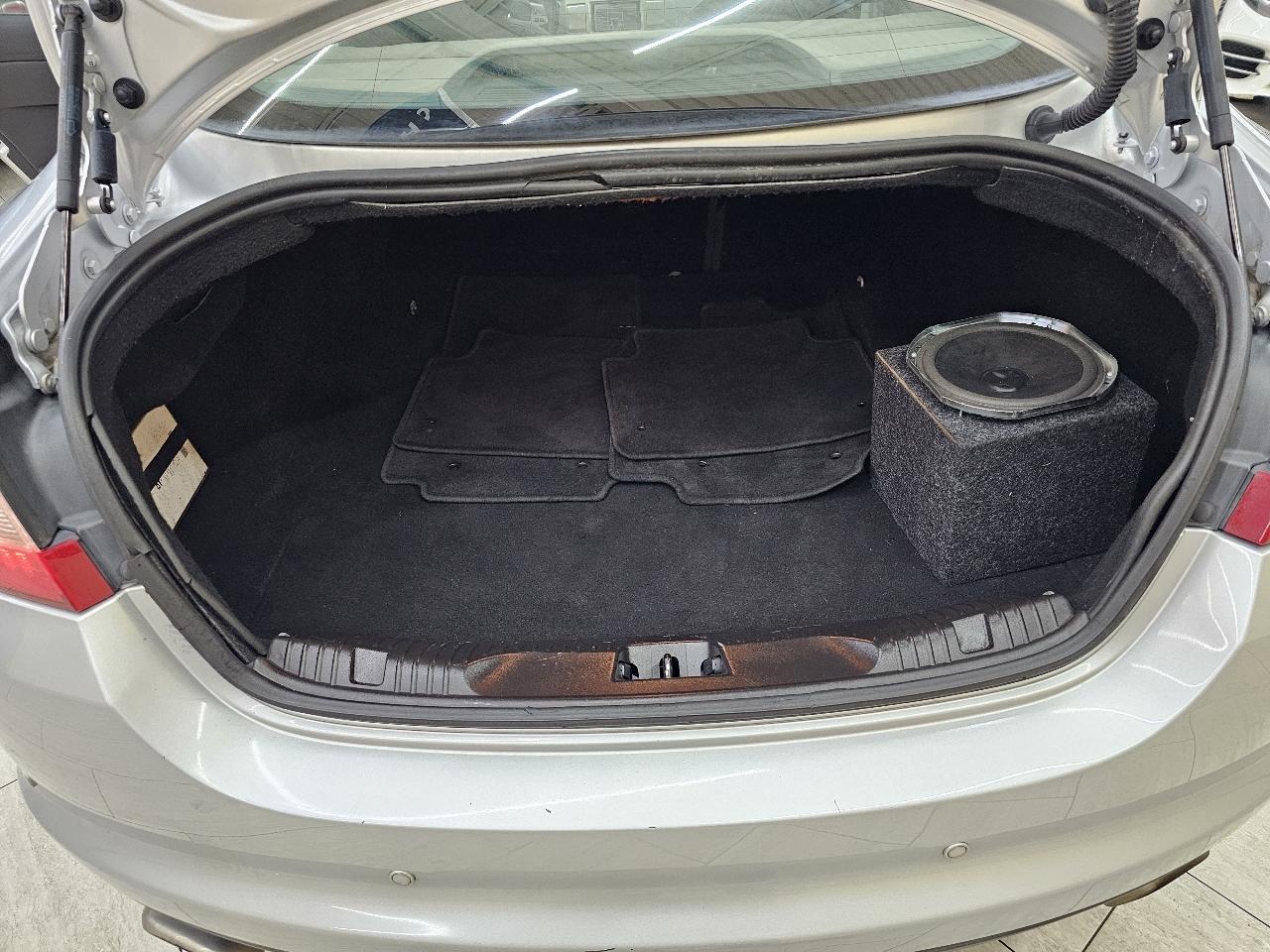 Jaguar XF-Series XF 2011