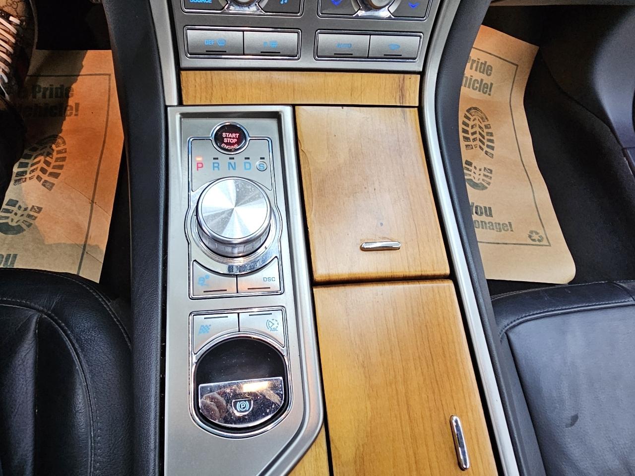 Jaguar XF-Series XF 2011