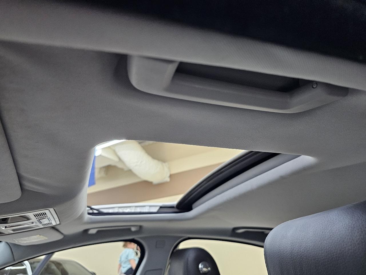 Jaguar XF-Series XF 2011