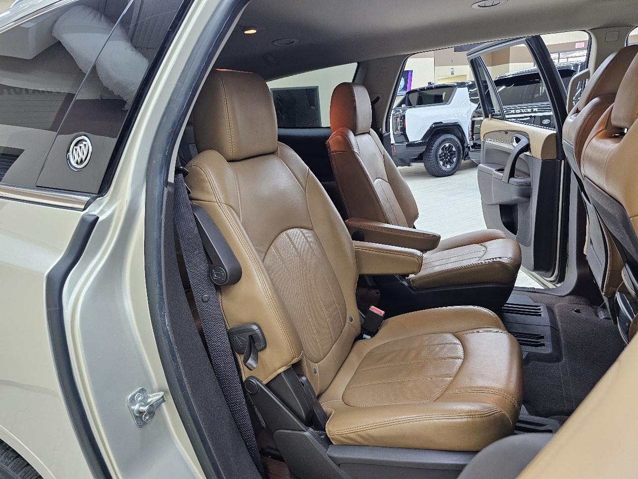 Buick Enclave Leather FWD 2016