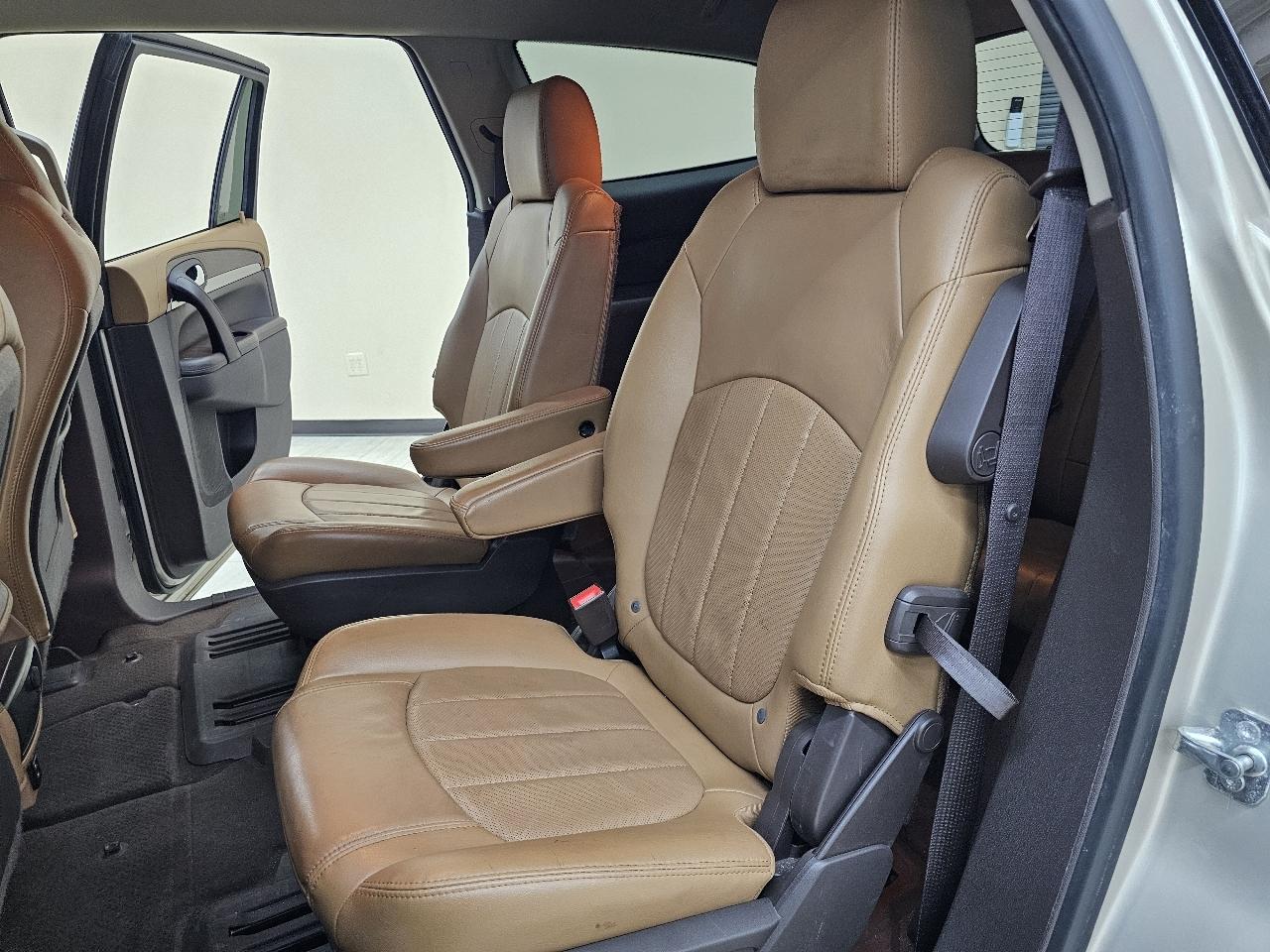 Buick Enclave Leather FWD 2016