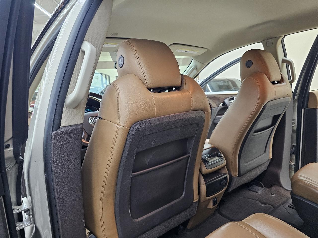 Buick Enclave Leather FWD 2016