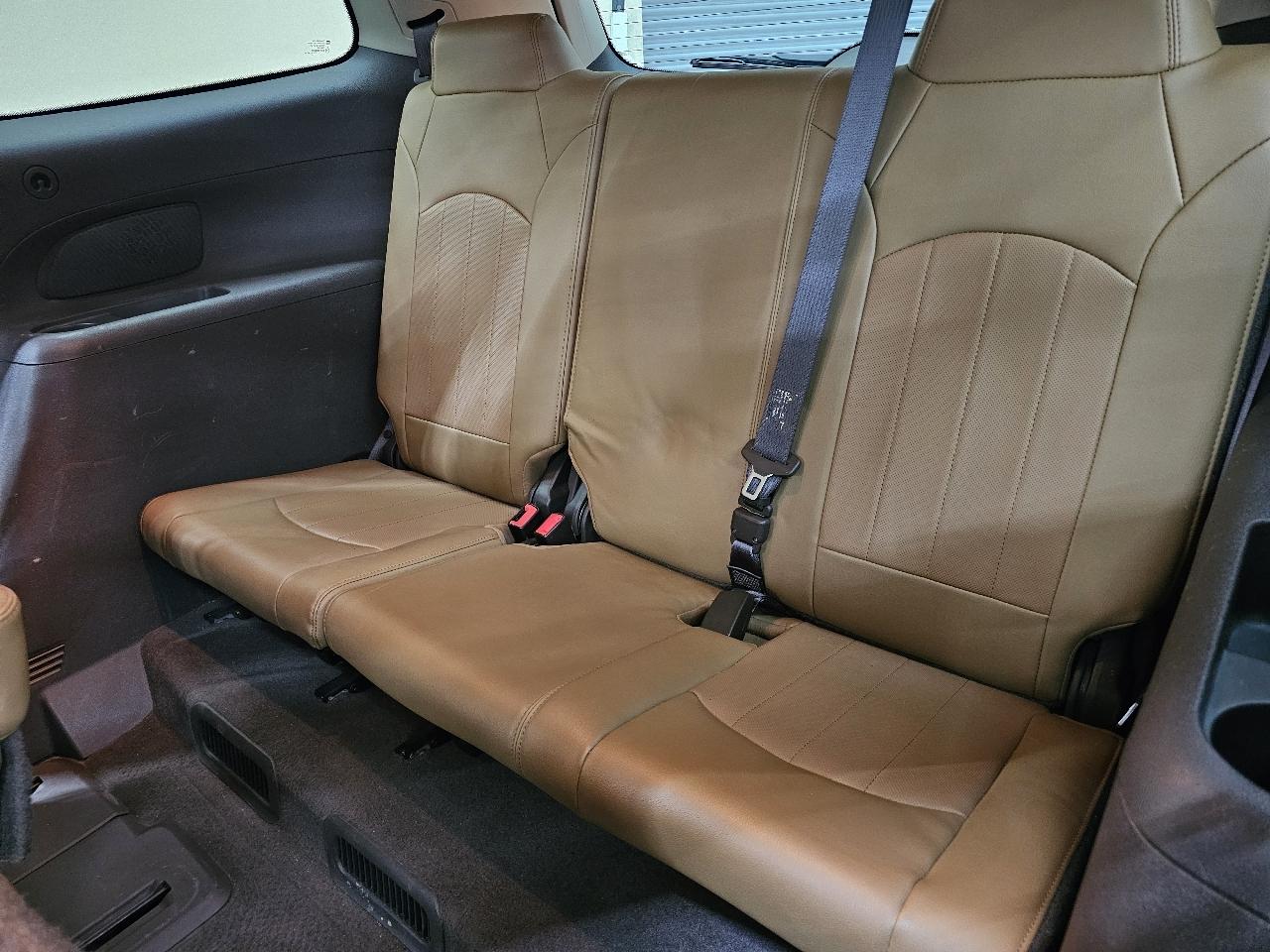 Buick Enclave Leather FWD 2016